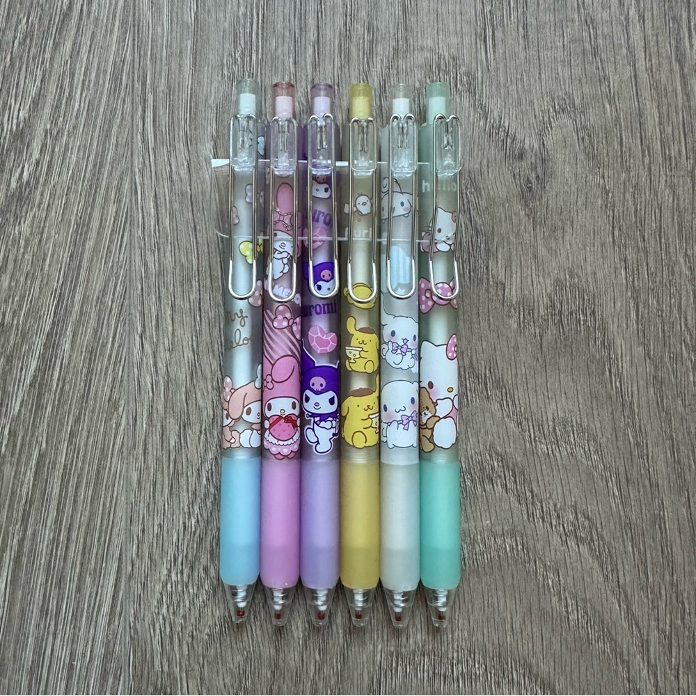 🆕 Set of 6 Sanrio Kawaii Black Pens